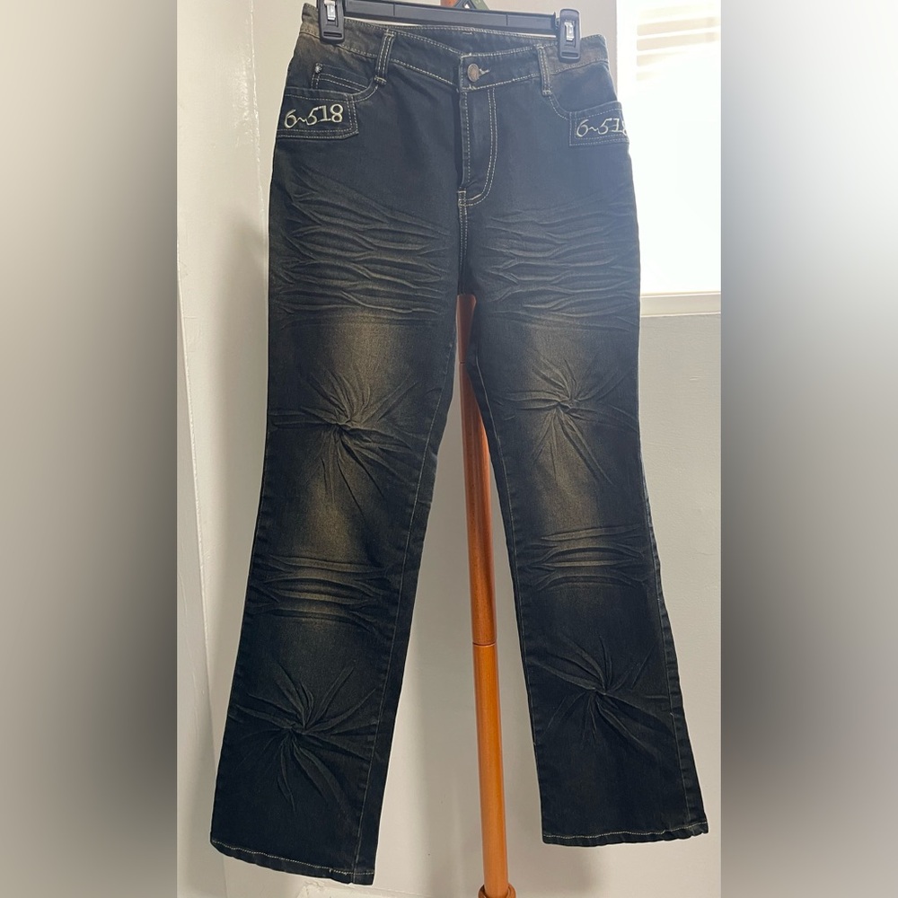 Women black Jean blend with gold